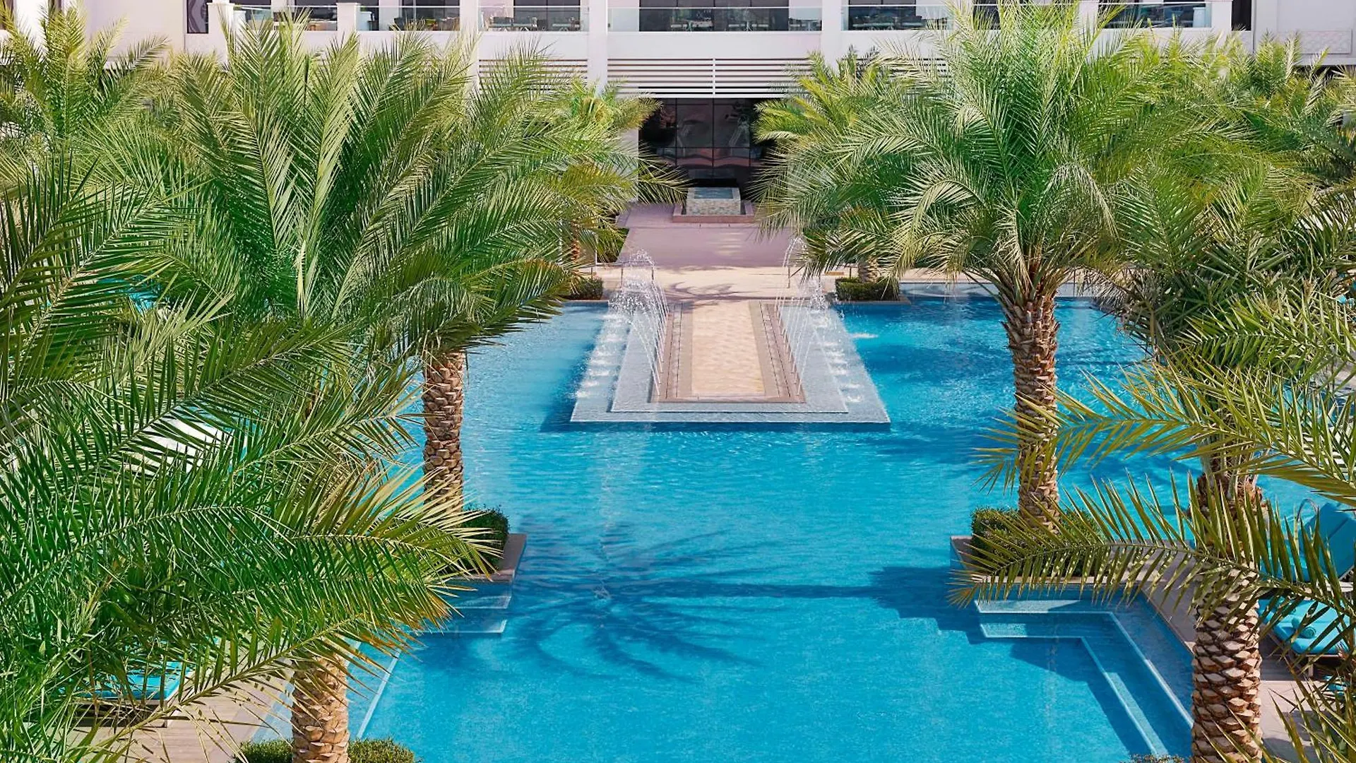 ***** Resort Hilton Abu Dhabi Yas Island Hotel United Arab Emirates