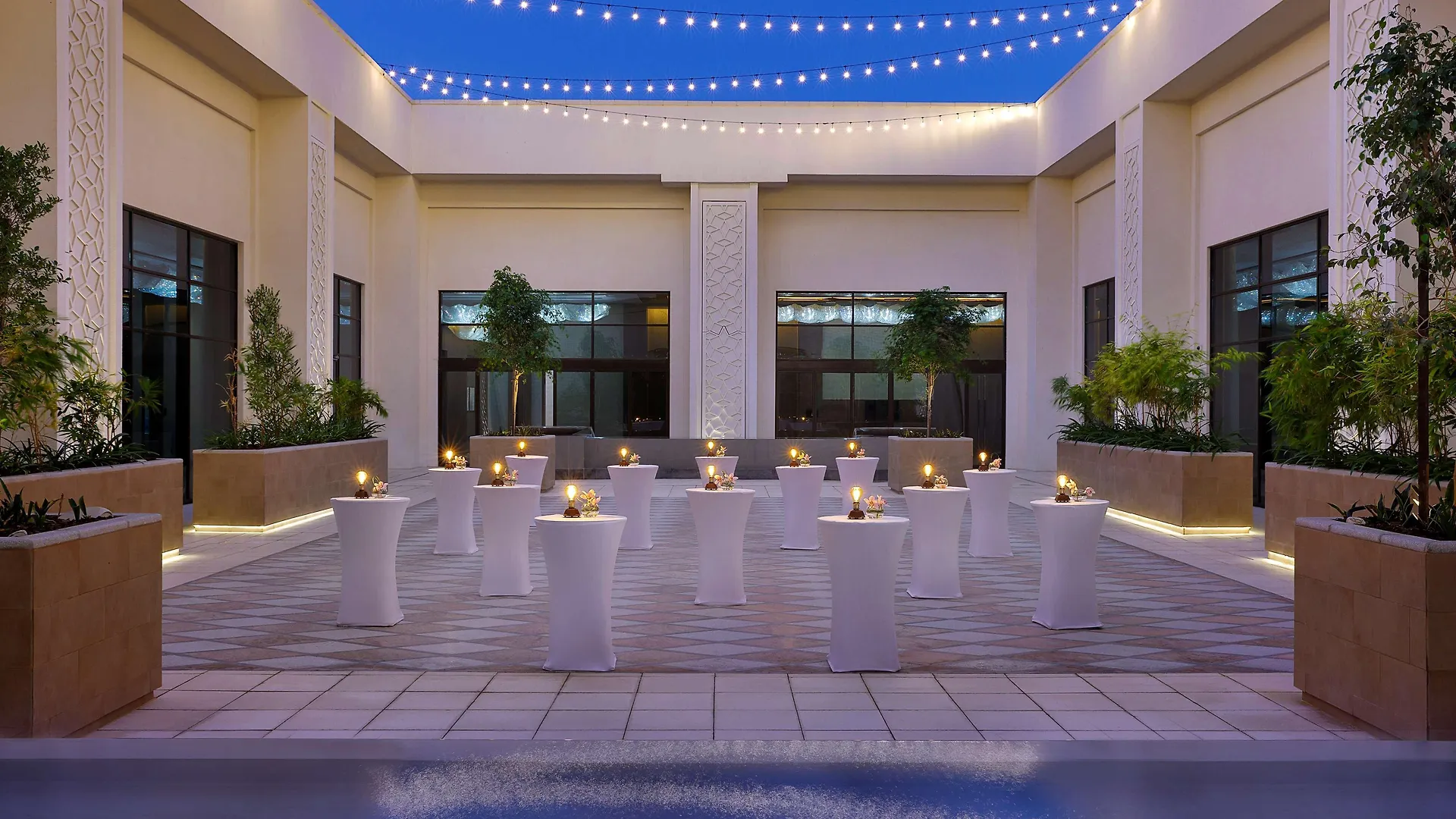 Hilton Abu Dhabi Yas Island Hotel 5*,